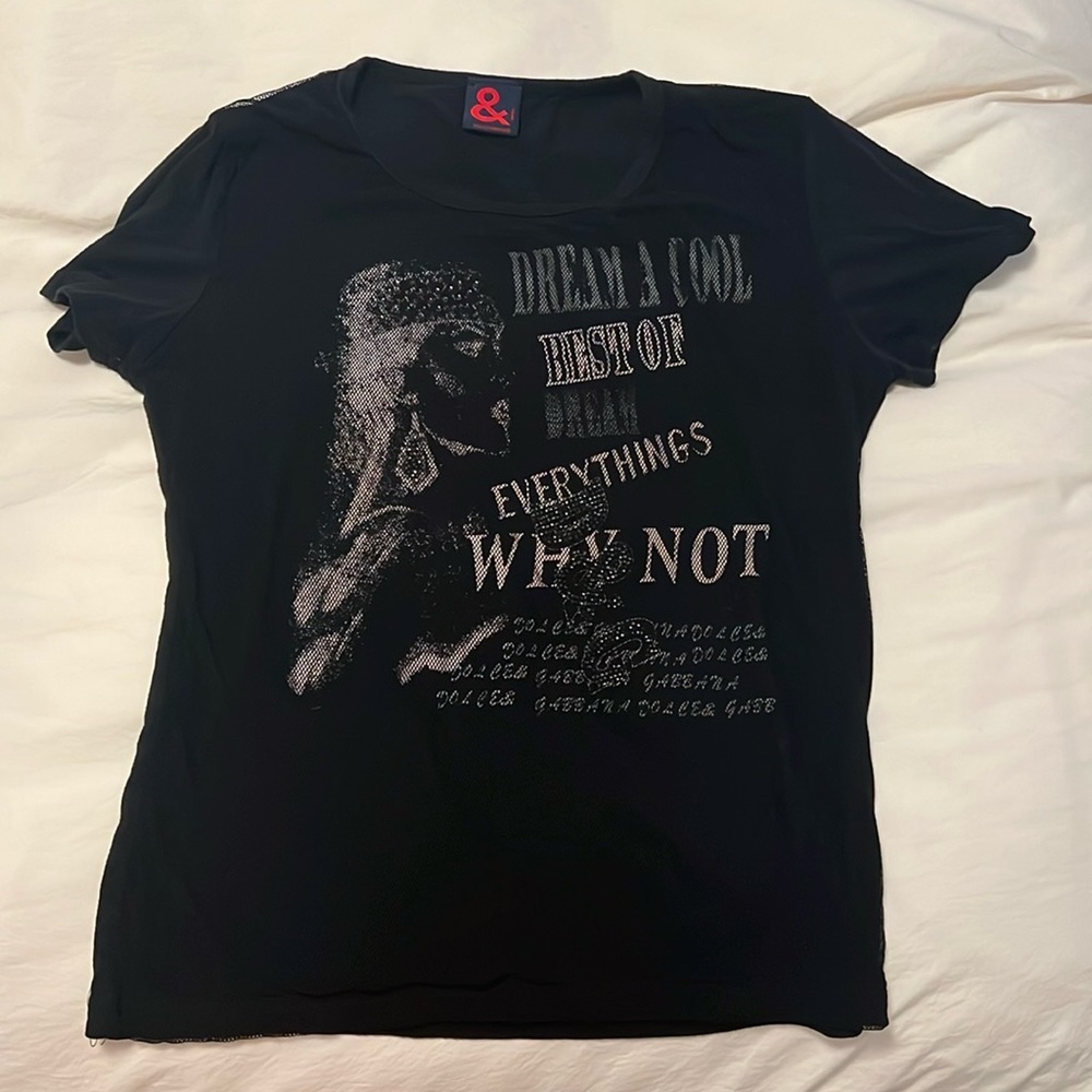 4 tshirts